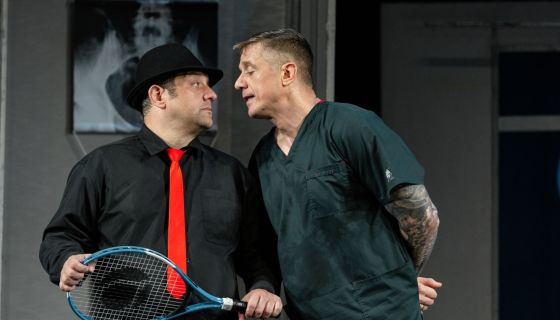 Спектакль «Доктор знает всё»