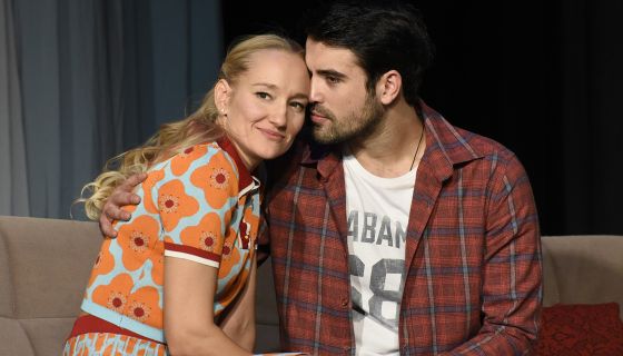 Спектакль «Убегая от тебя»