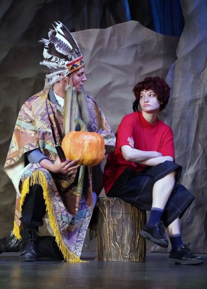 Спектакль «Вождь краснокожих»